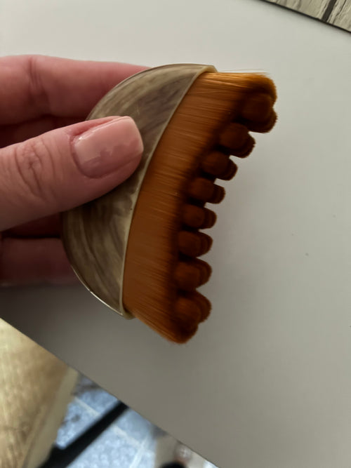 Lymphatic Contour Face Brush